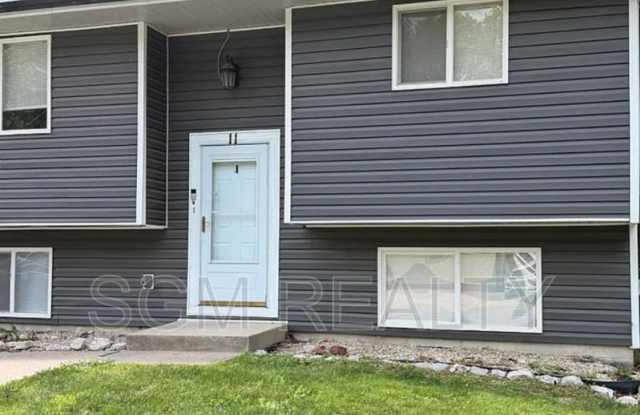 11 Saddlewood Ln photos photos