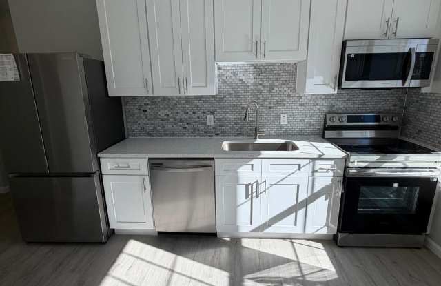 6035 GERMANTOWN Avenue unit: 3R photos photos 6035 GERMANTOWN Avenue unit: 3R photos photos