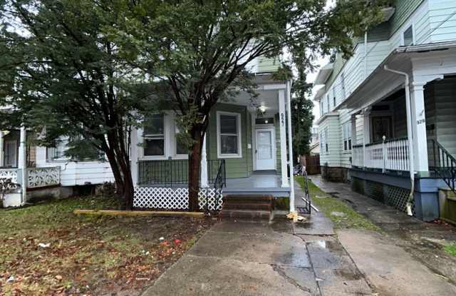 5 beds 2 bath photos photos