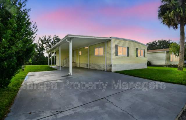 242 Country Ln - 242 Country Lane, Hillsborough County, FL 33565