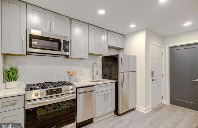 1420 EASTERN Avenue NE unit: 5C photos photos 1420 EASTERN Avenue NE unit: 5C photos photos