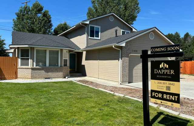 Charming Eagle Cul-de-Sac Retreat – 4 BR, 3 BA on Nearly Half an Acre photos photos