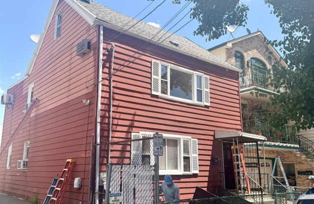 92 LAIDLAW AVE photos photos