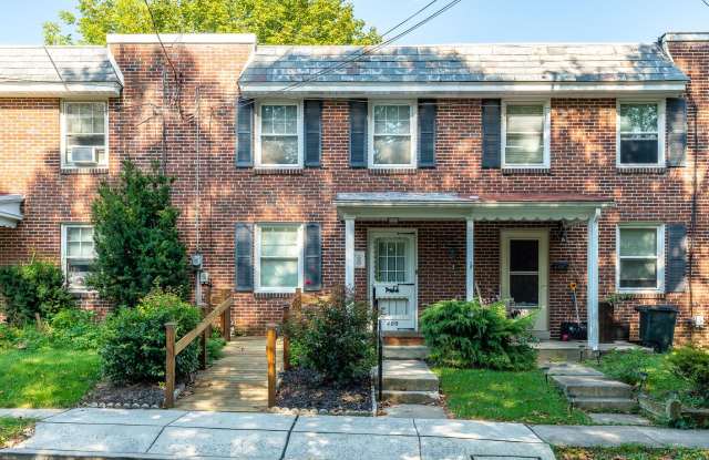 3 Bed 1 Bath Townhouse In Cabbage Hill Lancaster City Gallery 4