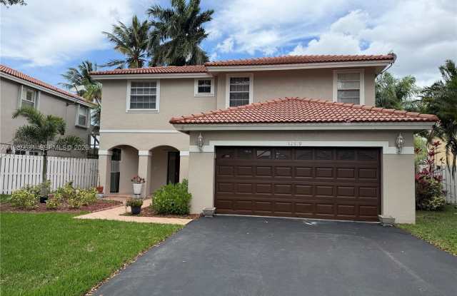 12619 NW 11th Pl photos photos