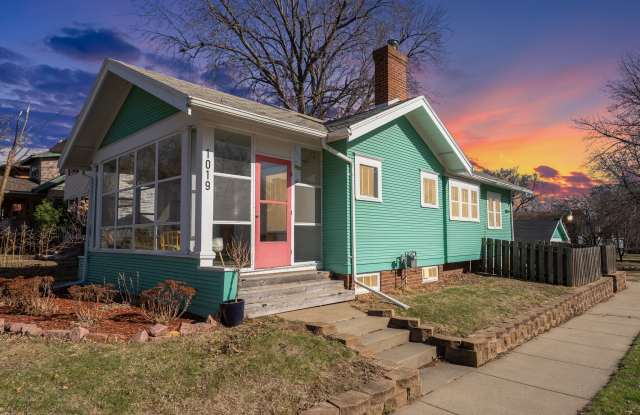 1019 W 4th St photos photos