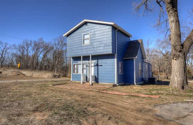 3801 Creswell Drive Gallery 2