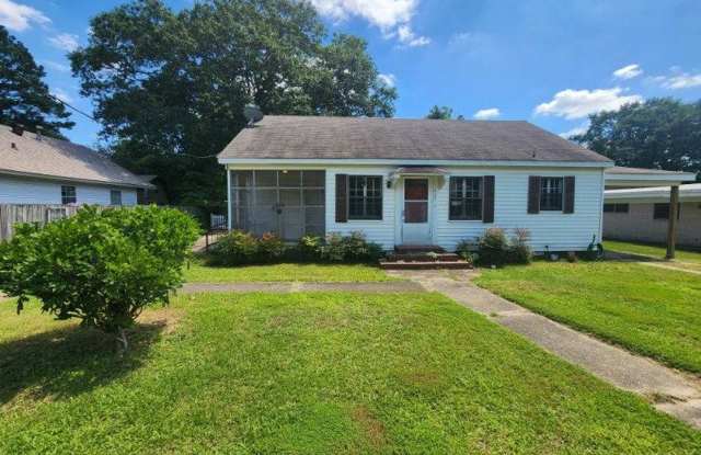 407 E Sullenberger - 407 Sullenberger Avenue, Malvern, AR 72104