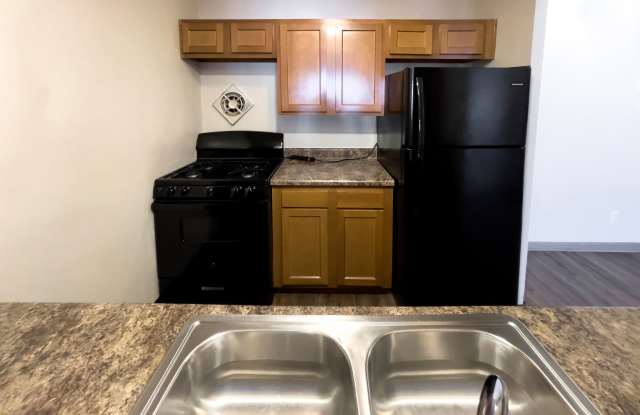 District on Oakwood - Northside Apartments Gallery 3