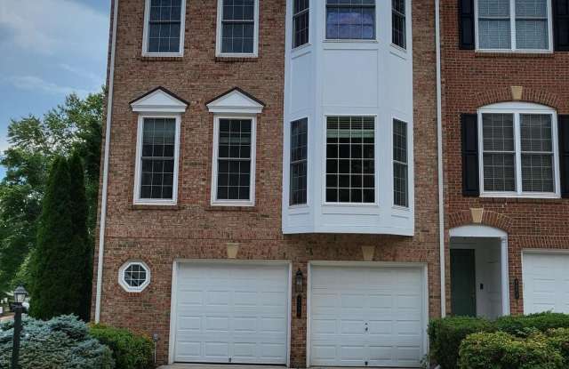 9280 LAUREL RIDGE CROSSING Road - 9280 Laurel Ridge Crossing Road, Laurel Hill, VA 22079