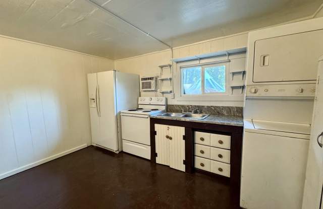 132 Lindsey RD - 132 Lindsey Road, Upshur County, TX 75755