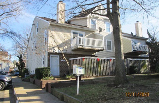 4385 Pembrook Village - 4385 Pembroke Village Drive, Fairfax County, VA 22309
