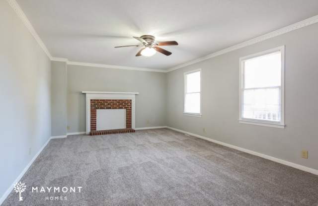 105 Elizabeth Court Gallery 4