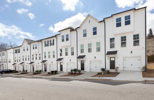 Newly Constructed 3bd/3.5ba w/ Gym, Min From Airport and Downtown Hapeville! photos photos