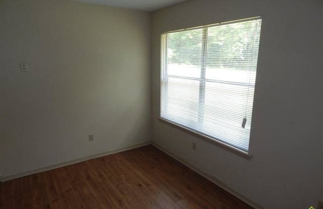 10074 Wooded Way Gallery 3