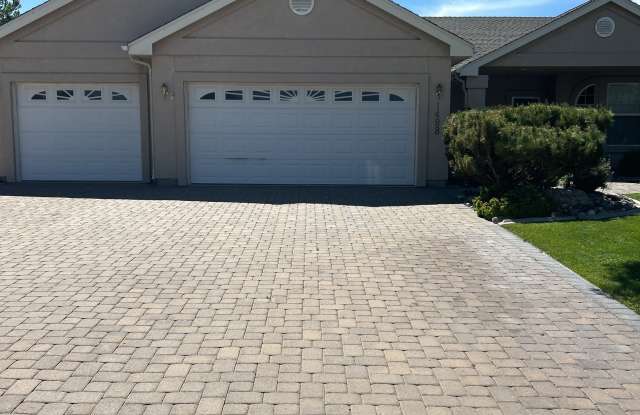 1488 Longfellow Ln Gallery 1