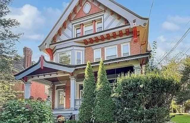 926 Savannah Avenue photos photos