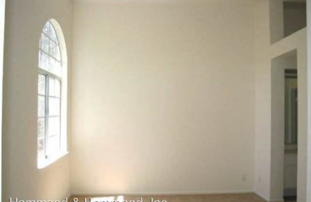 5480 Spanish Oak Ln., Unit A Gallery 4