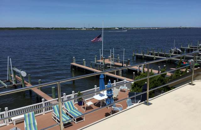 213 Curtis Point Drive Gallery 4