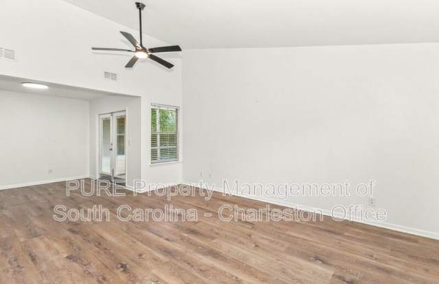 108 Eaton Way Gallery 3