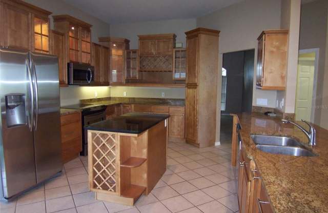 5435 SUMMERLAND HILLS Drive Gallery 2