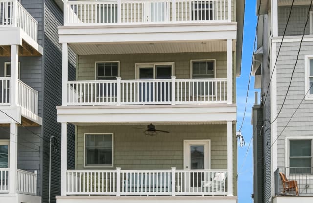 7 Seadrift Avenue - 7 Sea Drift Avenue, Highlands, NJ 07732