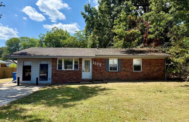 4 bedroom, 1 bath single family home in Jonesboro, AR photos photos