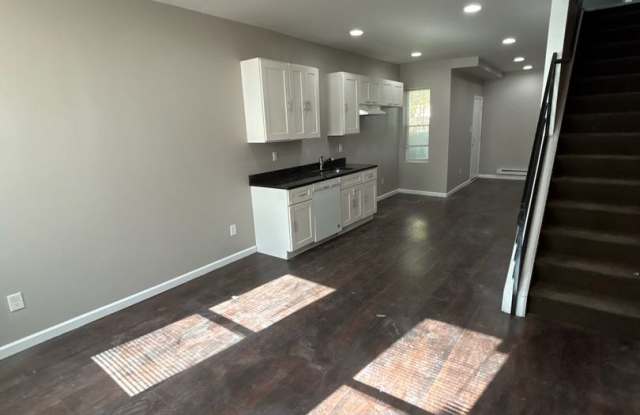 Stunning 3 Bed / 3 Bath Single-Family Home with Gated Backyard – Available Now! photos photos