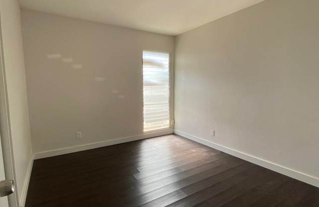 1543 HOOLI CIRCLE Gallery 3