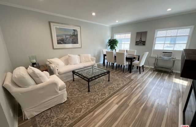 117 N Kings Gallery 1