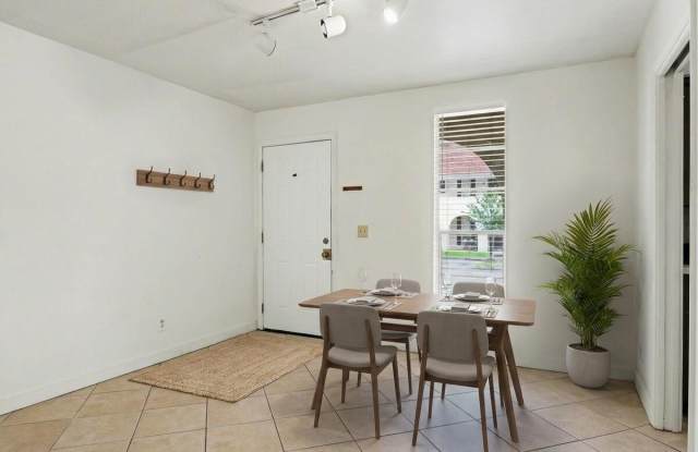 1557 EL PRADO Road Gallery 3