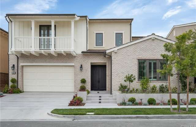 107 Heavenly - 107 Heavenly, Irvine, CA 92602