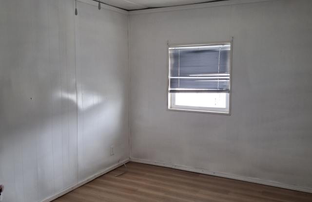 721 1/2 East Willard Street photos photos