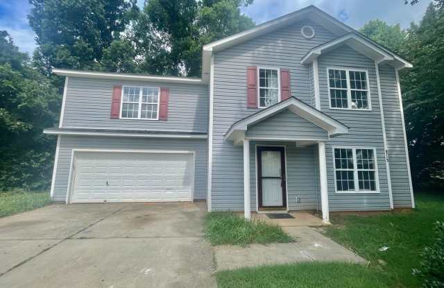 MallardCreek6713 is a spacious 4-bedroom, 2.5-bath home in Charlotte, NC photos photos