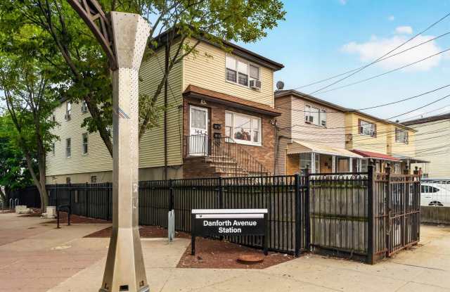 364 PRINCETON AVE Gallery 2