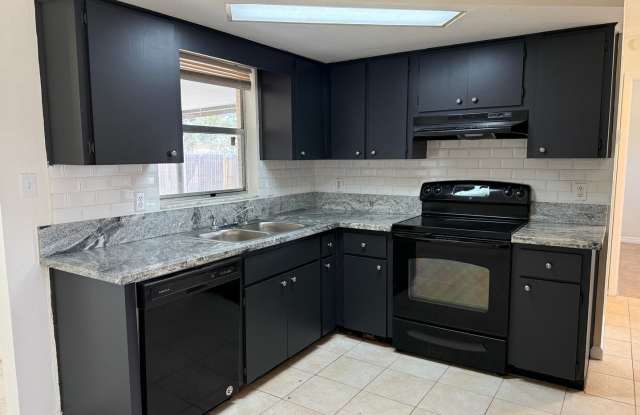 Available Now! For Rent – 2 Bedroom Home in Port Richey | 8649 Paxton Drive Gallery 4