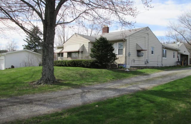 1238 E. Liberty Street - 1238 East Liberty Street, Churchill, OH 44420