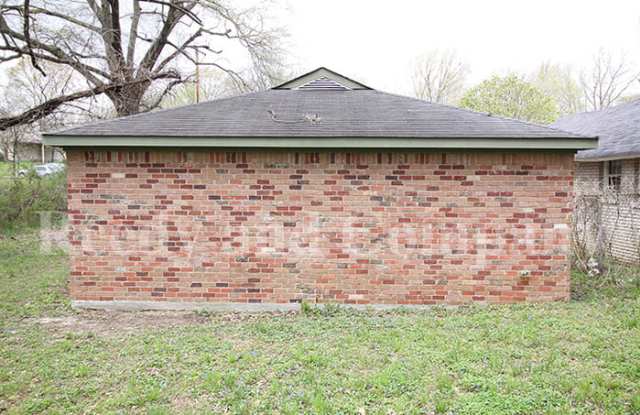 3060 Travis Road Gallery 4