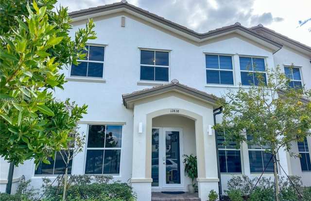 12838 SW 243rd St photos photos