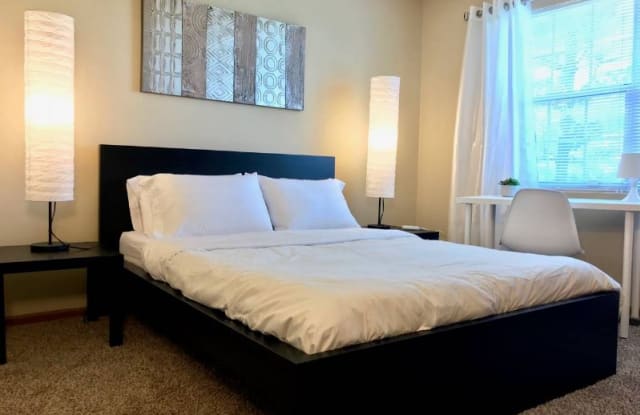 7916 Meadowhaven Blvd - 7916 Meadowhaven Boulevard, Columbus, OH 43235