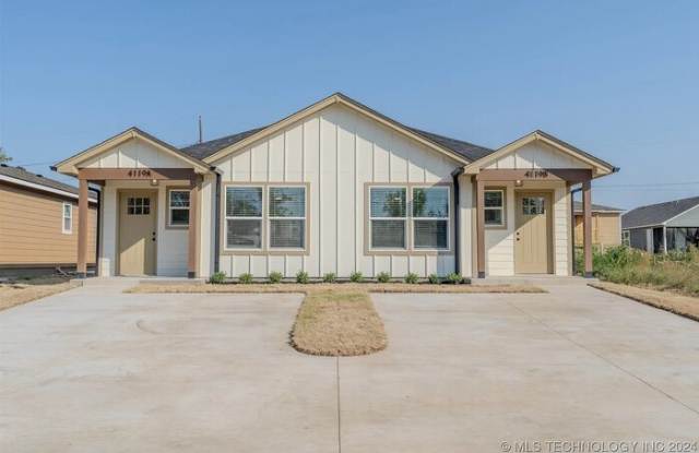4119 West 57th Street photos photos