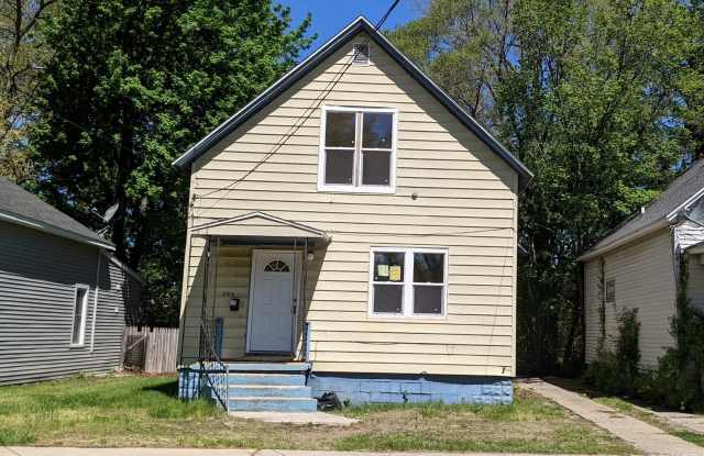 384 Iona, updated 3 bedroom house photos photos