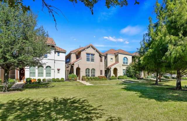 512 Sandy Lane Gallery 2
