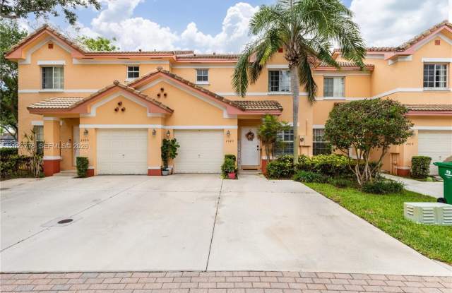 2420 SW 87th Way photos photos