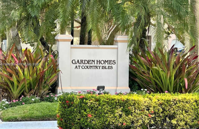 1367 Seagrape Cir photos photos