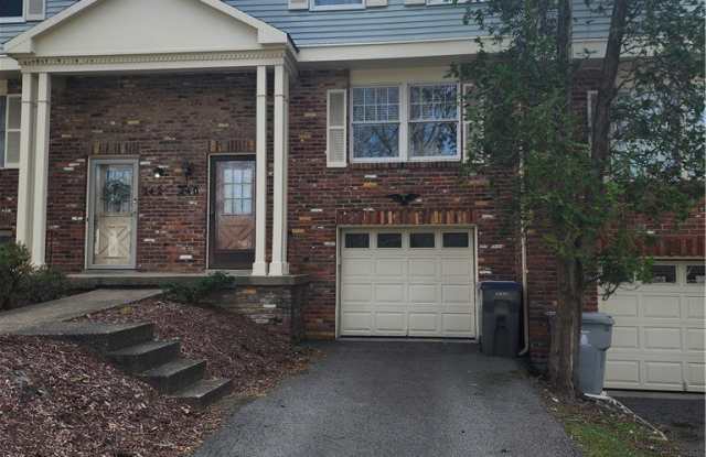 240 Quail Run Road photos photos