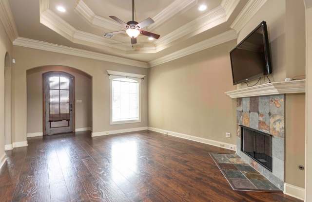 Charming 3 BR / 2 BA Home in Scott! Gallery 4