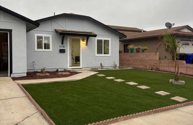 Remodeled 3 bedroom with PAID solar photos photos