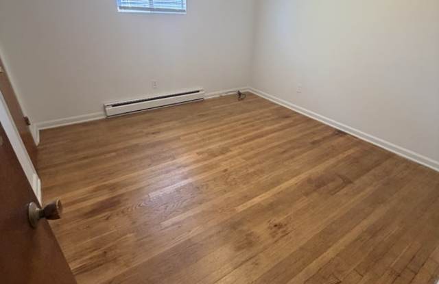 3215 Meadowbridge Rd Gallery 4