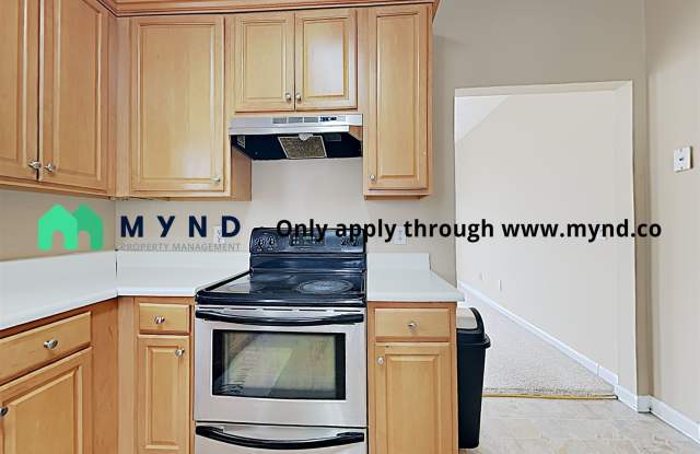 4615 Legacy Sq Gallery 2